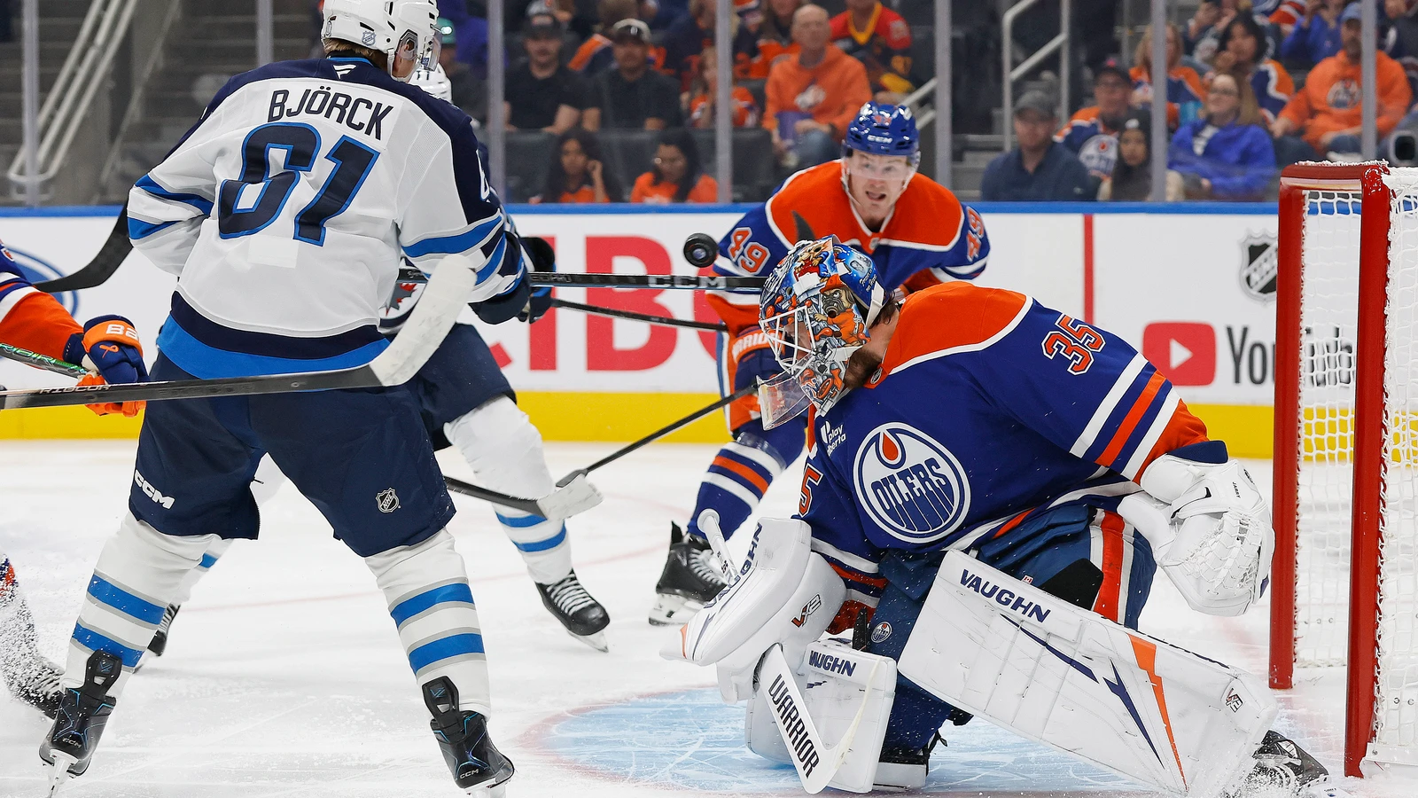 File photo: Edmonton Oilers goaltender Tristan Jarry, No. 35, makes a save against the Winnipeg Jets in Edmonton on Sept. 19, 2026.