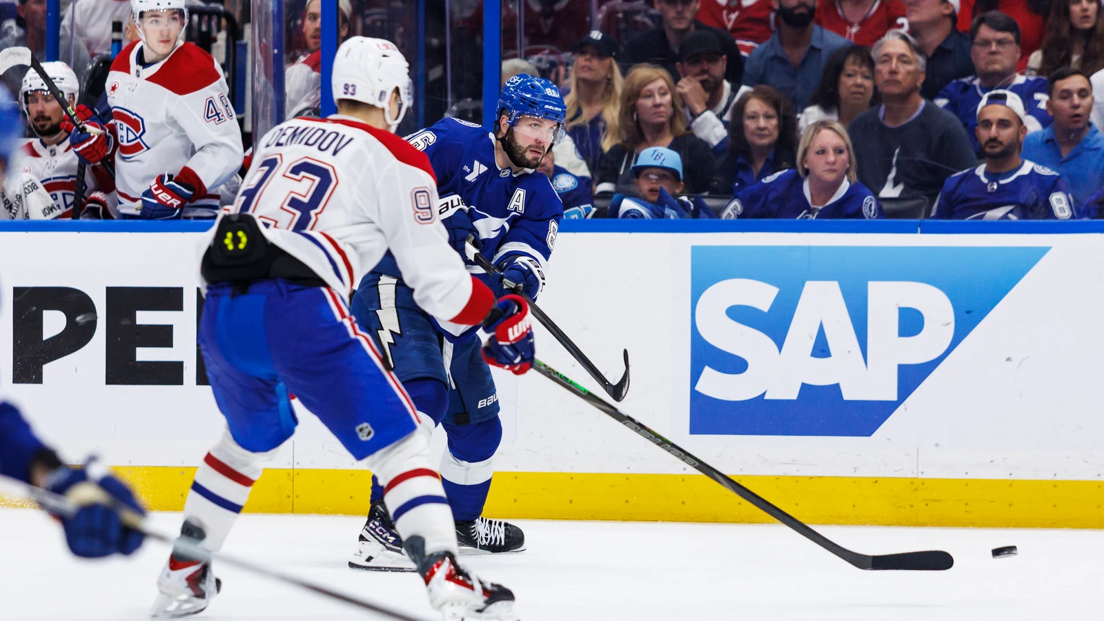 Nikita Kucherov passes the puck for the Tampa Bay Lightning during a May 2026 playoff game. File photo.