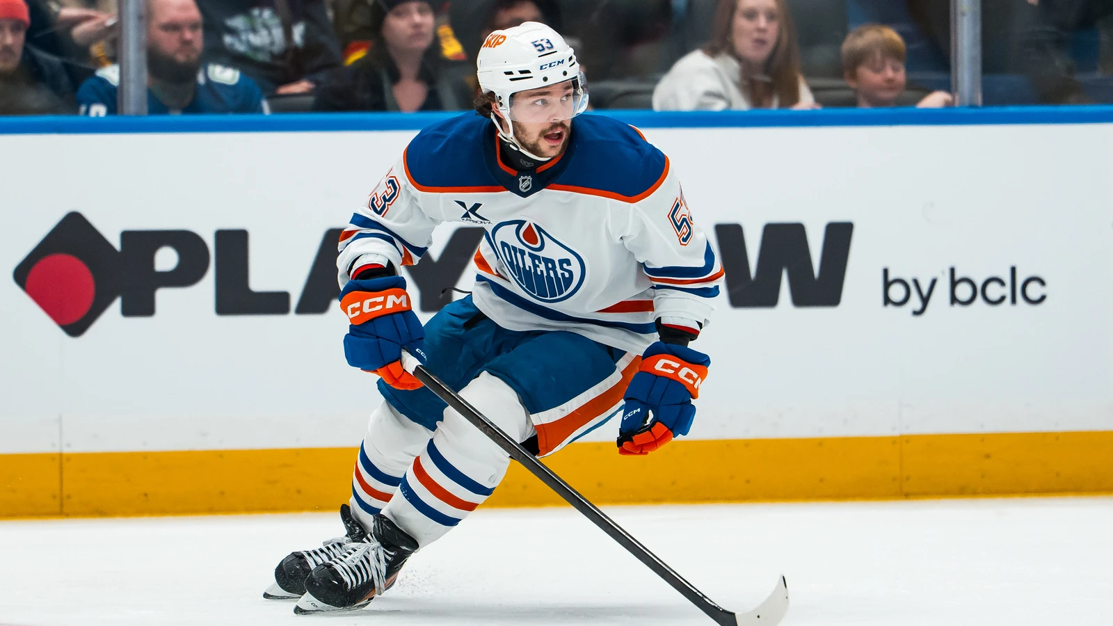 File photo: Edmonton Oilers forward Isaac Howard skates against the Vancouver Canucks at Rogers Arena in Vancouver on Jan. 17, 2026.
