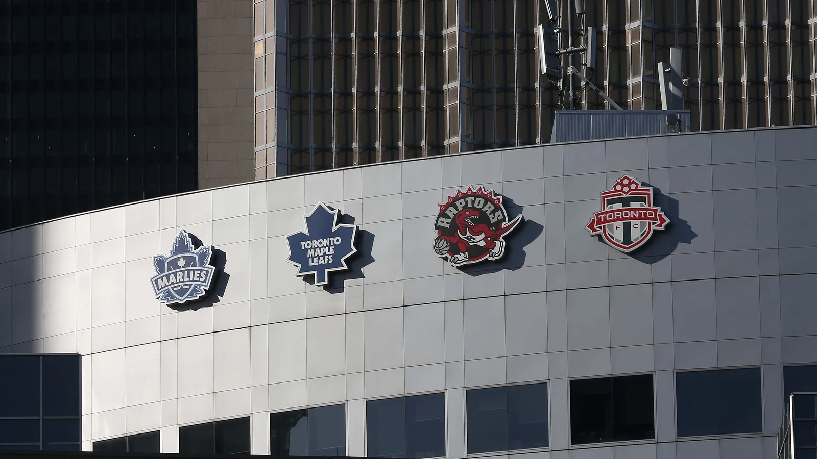 Toronto Marlies and Maple Leafs logos on the Air Canada Centre in March 2015. File photo.
