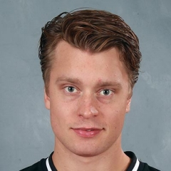 Adam Larsson