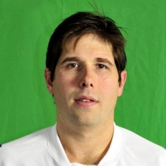 Andrew Peters
